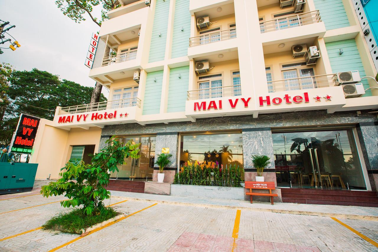 Mai Vy Hotel Trang Bang Exteriér fotografie